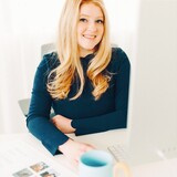 Dana  | Branding Specialist 
