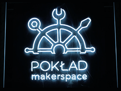 Neon Pokład Makerspace logo