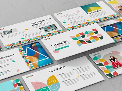 Vidialdi – Geometric Presentation Template