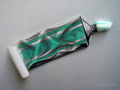 Toothbrush Stroke drawing green illusion model photo