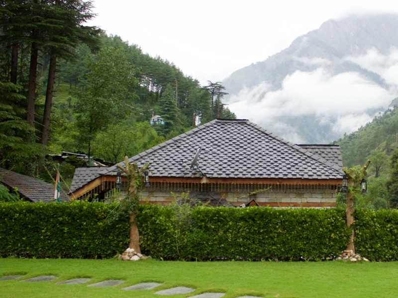 Pet Friendly Resorts In Manali