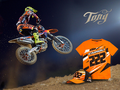 Cairoli's merchandising