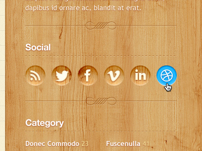 Social Icons on Wood