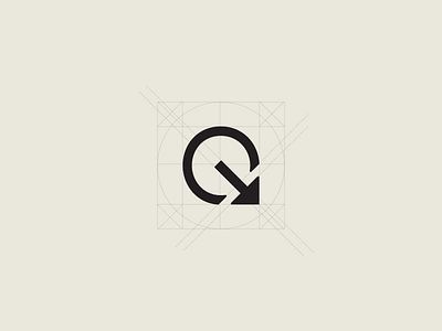 Q with arrow arrow logo q queue symbol