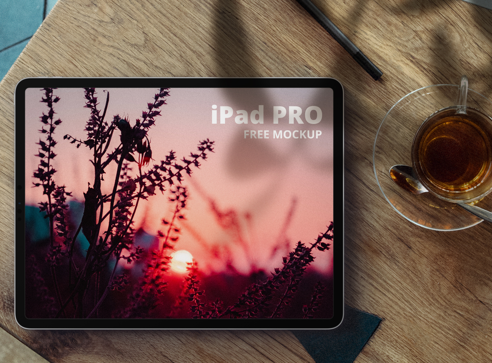 Download Ipad Pro In Desk Free Mockup By Pixelsdesign Net On Dribbble