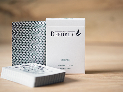 Republic Playing Cards cards clean deck design ellusionist feather magic minimalistic packaging photography playing cards republic