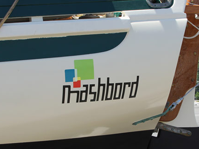 Mashbord Logo in vinyl logo vinyl