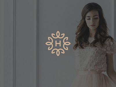 H monogram herbe + harmonie