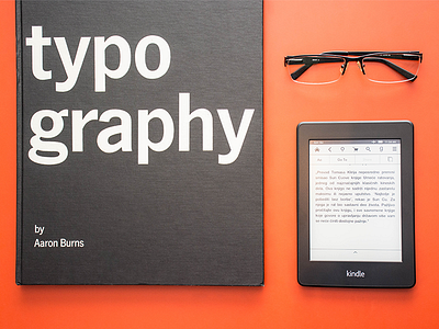 [PHOTOS] Typography Book by Aaron Burns book cover design desk kindle minimalism paperwhite photography stock swiss typography