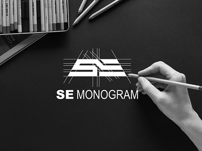 SE monogram logo