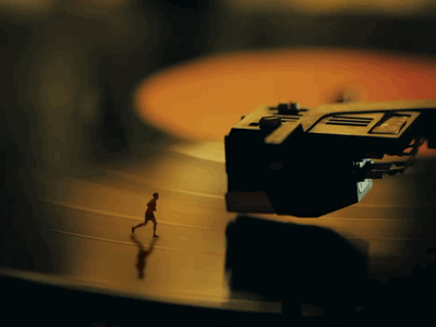 Runner and vinyl 2d adobe after effect animation compositing fantasy miniature motion design music orange runner scale shadow vinyl