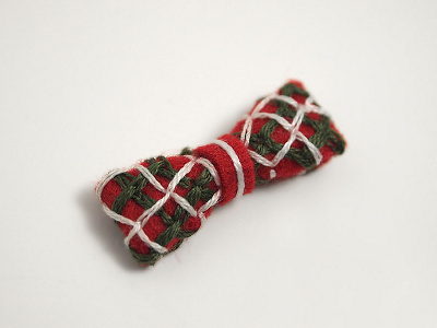 Felty Christmas Bowtie bowtie christmas embroidery felt