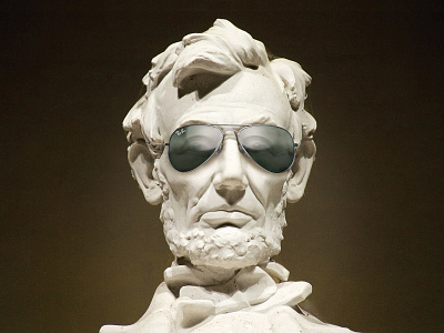 Statue RayBan