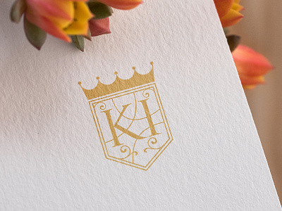 KI Logo branding crown design kingdom logo vector