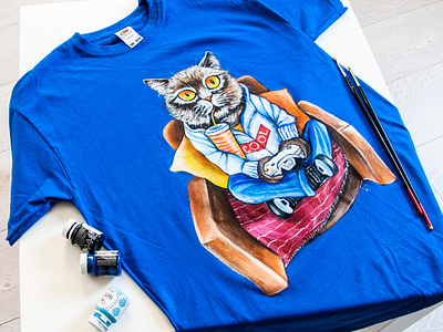 Hand-painted T-shirt, cat on the chair, custom clothes