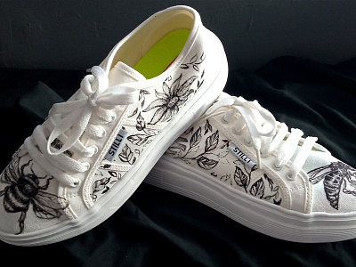 Custom Hand Painted White Unisex Sneakers Insects