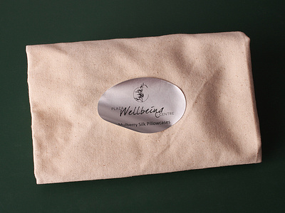 Plaza Wellbeing Mulberry Silk Pillowcase foil stickers