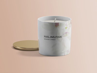 Halimuyak Scented Candle