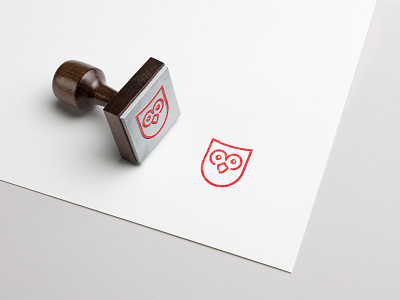 Rubber stamp - Logo for a private english teacher coat of arms english etienne pigeyre owl stamp studio dpe teacher