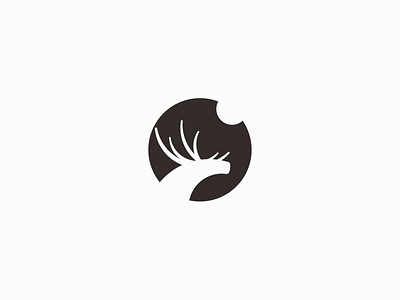 The deer and the moon. branding design icon illustration logo