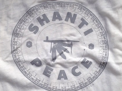 Shanti peace t shirt yoga