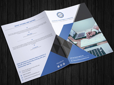 Marketing-Brochure bi fold branding brochure design