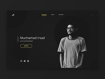 My Profiles - Simple Black UI Design black landing page landing page design personal website photoshop portofolio profile profile page user experience user interface user interface design website design