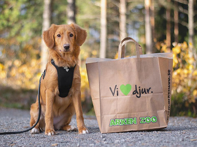 Shopping bag for Swedish pet supply retailer Arken Zoo graphic design