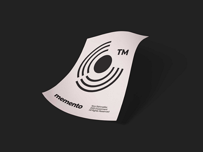 memento - Logo Exploration