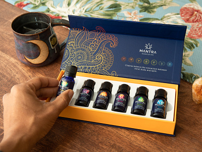 Mantra Essential Oils: Chakra Packaging