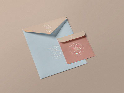 Breeze & Birds wedding studio envelopes