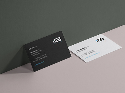 Elegant & Simple Business Card Design