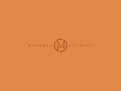 Maloman Studios flat light logo logotype photography shadow studio