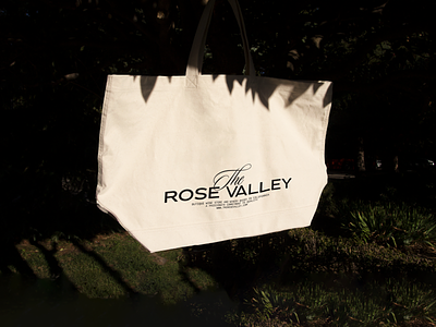 The Rose Valley - Tote Dag 🍷 art direction brand branding design graphic design logo store typography wine