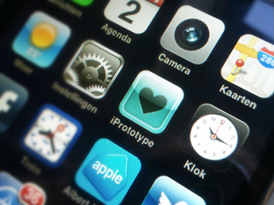 iPhone app icon app apple application blue green heart icon interface iphone mobile visual