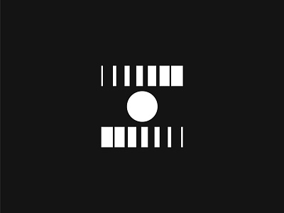 Rearview Reels camera logo creative logo film logo minimalist logo movie logo music logo production logo