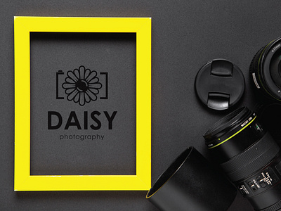 Daisy Photography Logo