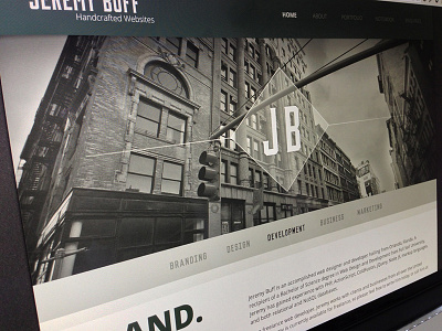 New 2013 Portfolio black and white classy portfolio retro web design