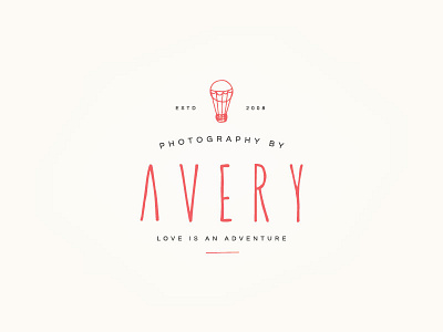 Avery Logo V2