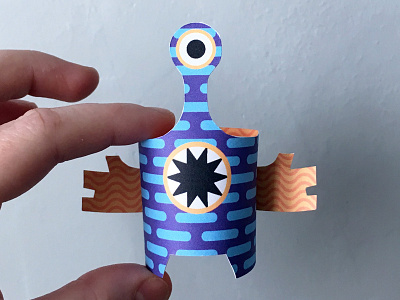 Day 23 creature monsters paper papercraft paperengineering papertoy the100dayproject toy