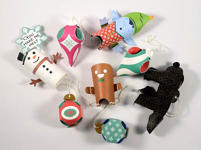 Christmas Crew 2018 elf gingerbread illustration ornaments paper engineering papercraft papertoy snowman toy