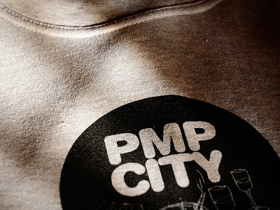 Pump City pullover