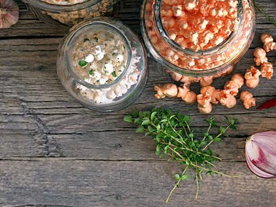 popcorn  with parsley and garlic