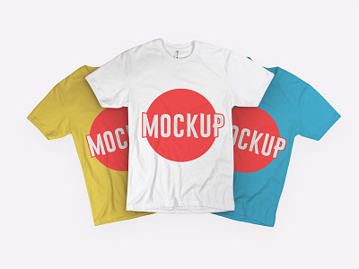 Free Photorealistic T-shirt Mockup PSD