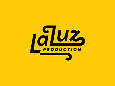 La Luz curly design film letters logo production
