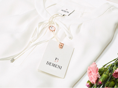 Brand of clothers brand branding clothes flowers gold lable logo logodesign minimalistic tender women