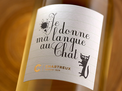 Wine Label "Je donne ma langue au Chat" gold label logo wine wine label wine labels