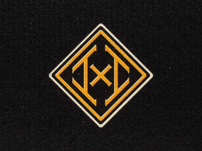 INCHxINCH Triangle Badge