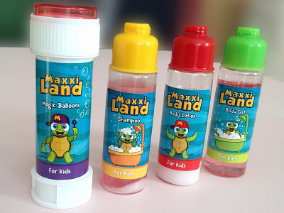 Maxxiland, Packaging design and illustration.