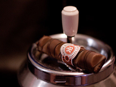 Kinder Bueno cigar